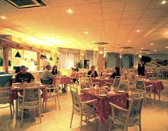 Metropole Hotel 卡瓦拉 外观 照片